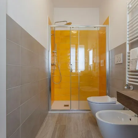 Guesthost - Tecnopolo Bolonya